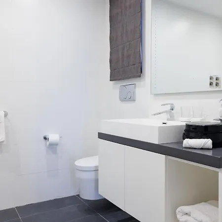 Elysium House, Sweet In Swieqi Bed & Breakfast *