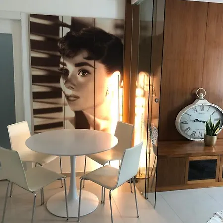 Elysium House, Sweet In Swieqi * Is-Swieqi